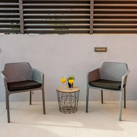 Tango Ii Τρογκίρ