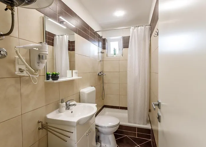 Tango Ii Τρογκίρ