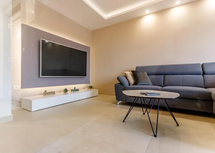 Tango Ii Τρογκίρ