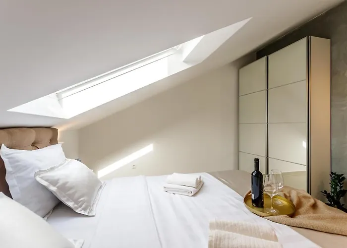 Βίλα Tango Ii Τρογκίρ